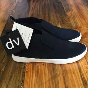 Brand New with tags - DV Brand - Size 8